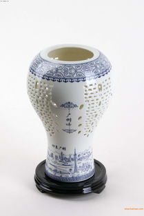典藏東方風韻 探尋高檔嶺南特色節日禮品·青花瓷臺燈的獨特魅力與選購指南